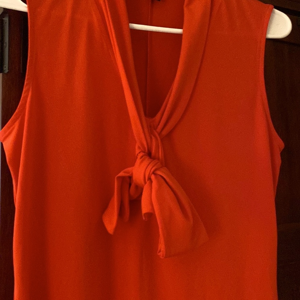 Womens Banana Republic Orange Color, Neck Tie Sleeveless Blouse Size S